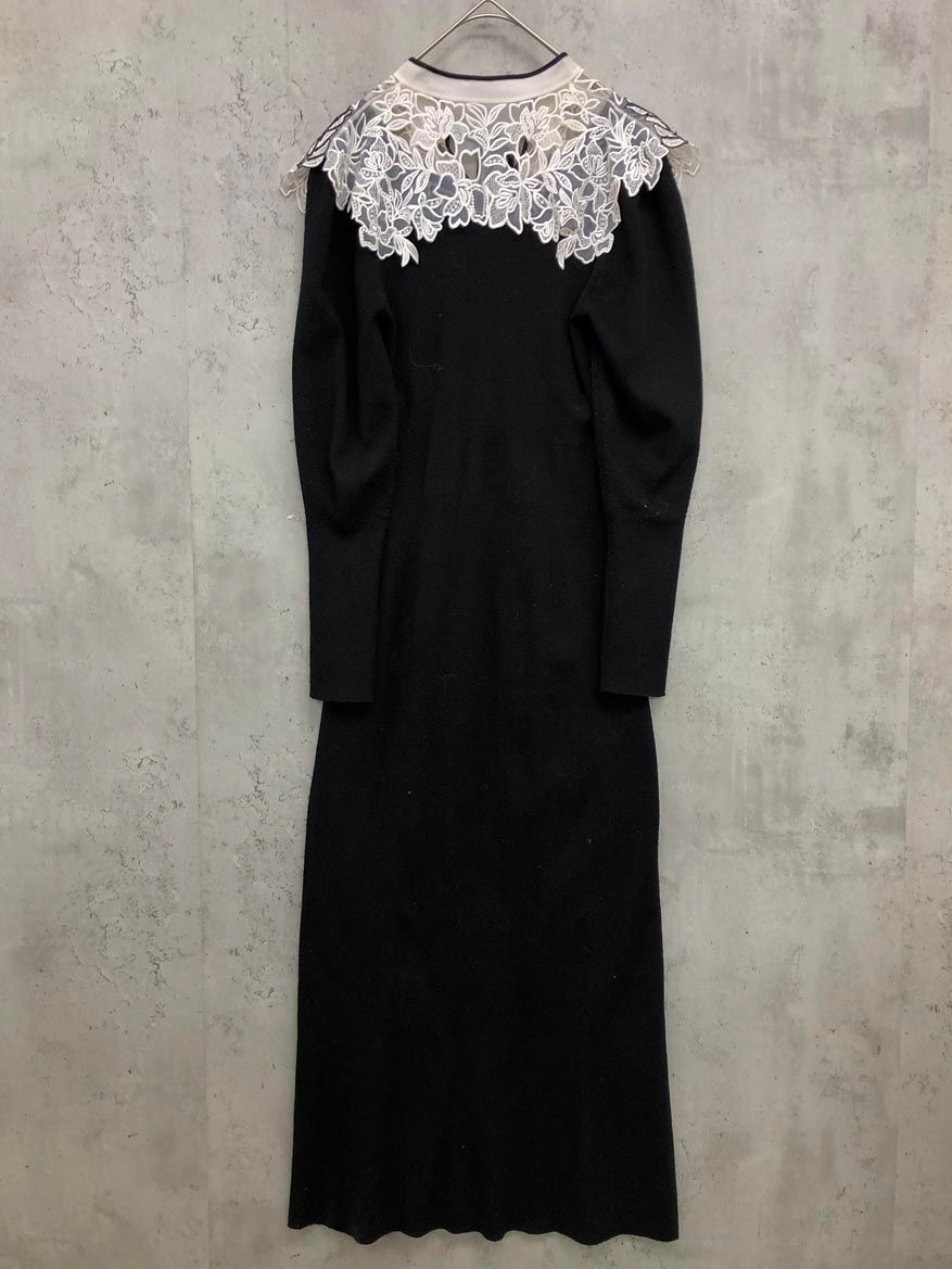 snidel スナイデル エンブロイダリーカラードッキングニット ワンピース sizeONE|黒 ◆ ◎レディース