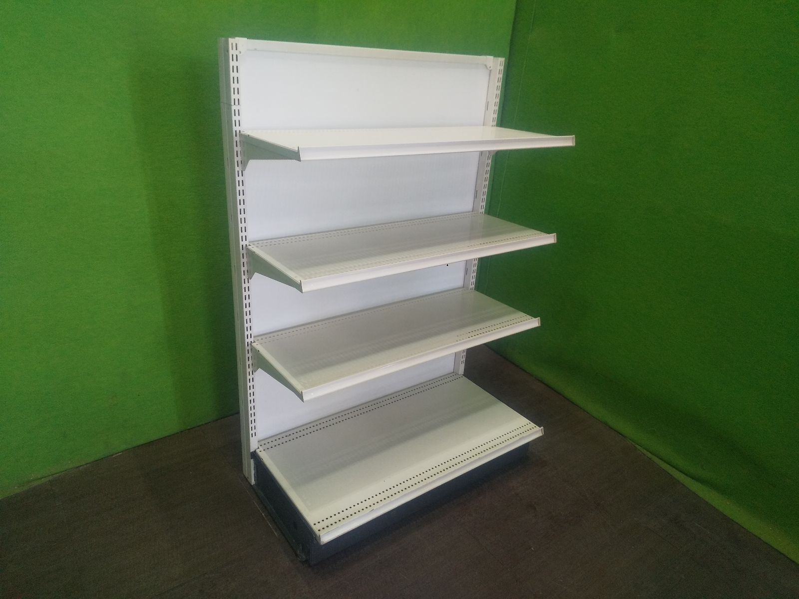 オカムラ製 H 135 cm×W 90 cm 単体片面３段エンド什器 継ぎ柱タイプ 陳列棚 システム什器 S-647