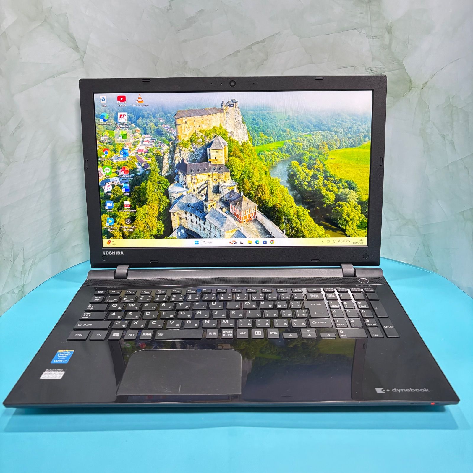 爆速Core i 7 バッテリー良好 dynabookノートパソコン メモリ8 GB SSD windows 11 カメラ オフィス エクセル ワード