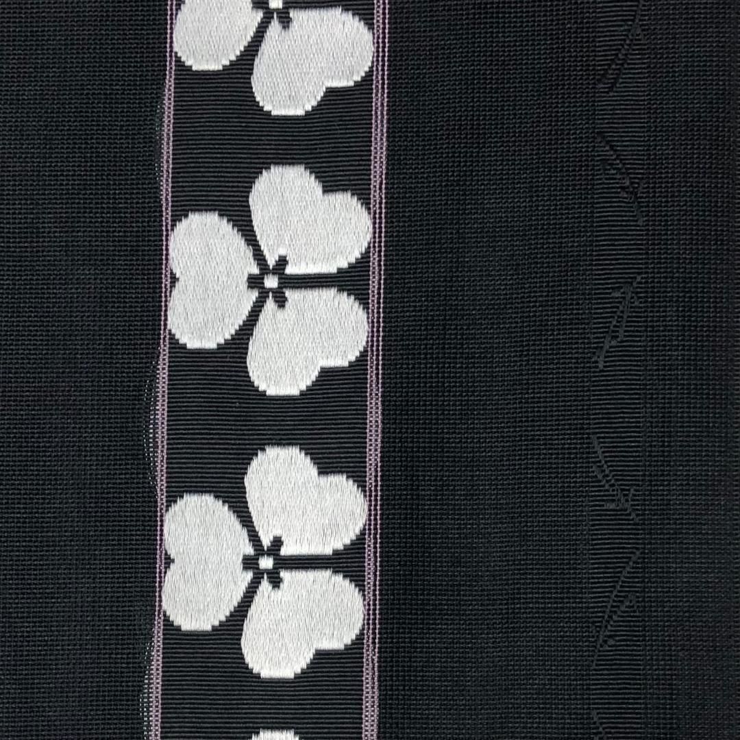 縦柄花模様 黒色