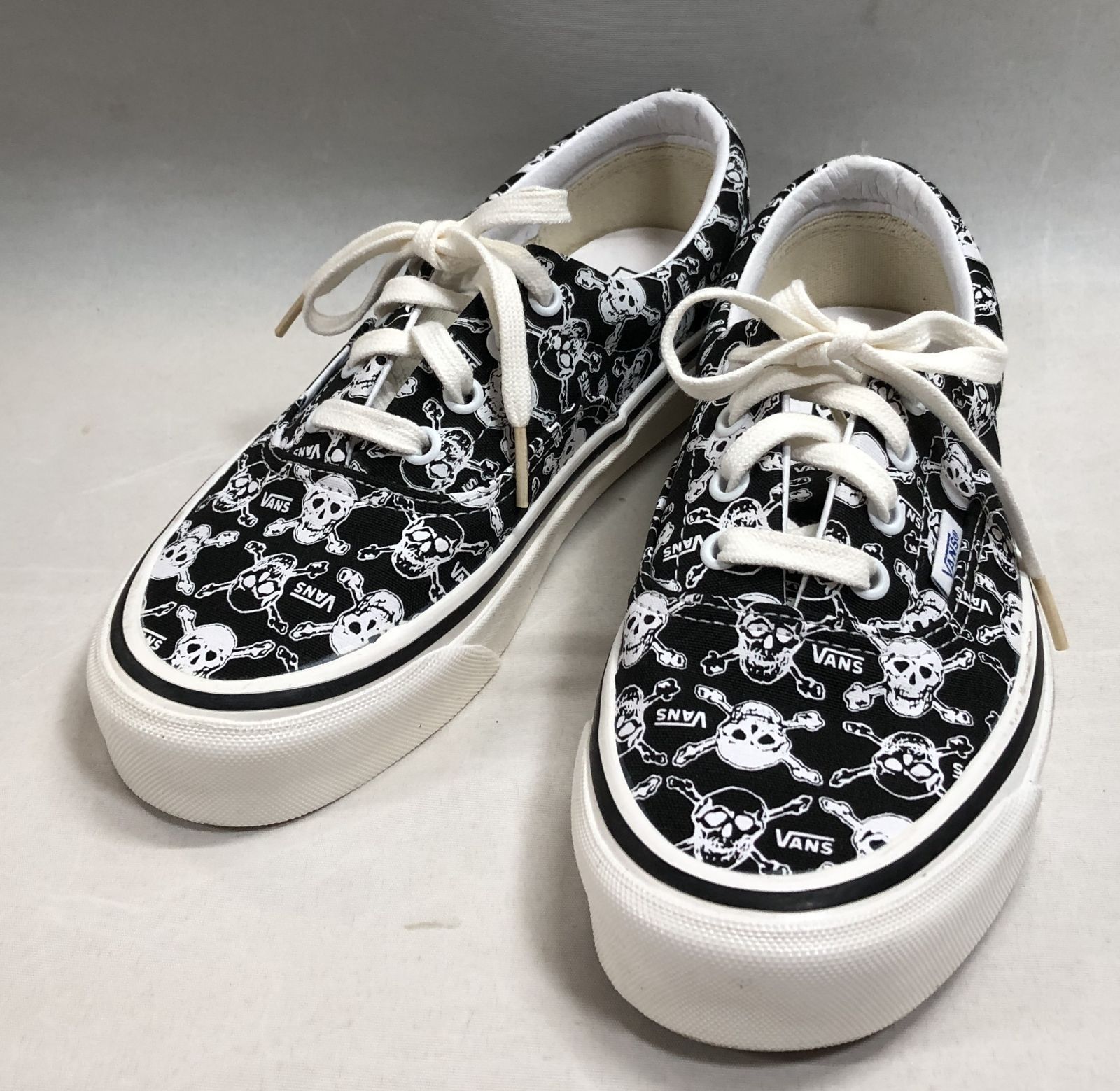 ♥ VANS スニーカー ローカット スカル|ドクロ|髑髏 24.0 ブラック×ホワイト