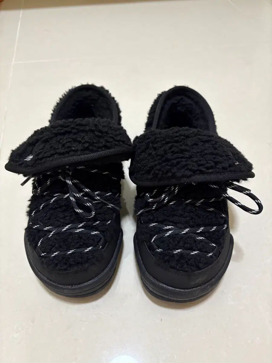 ニュー ンス ブラック ファー裏地 ブーツ