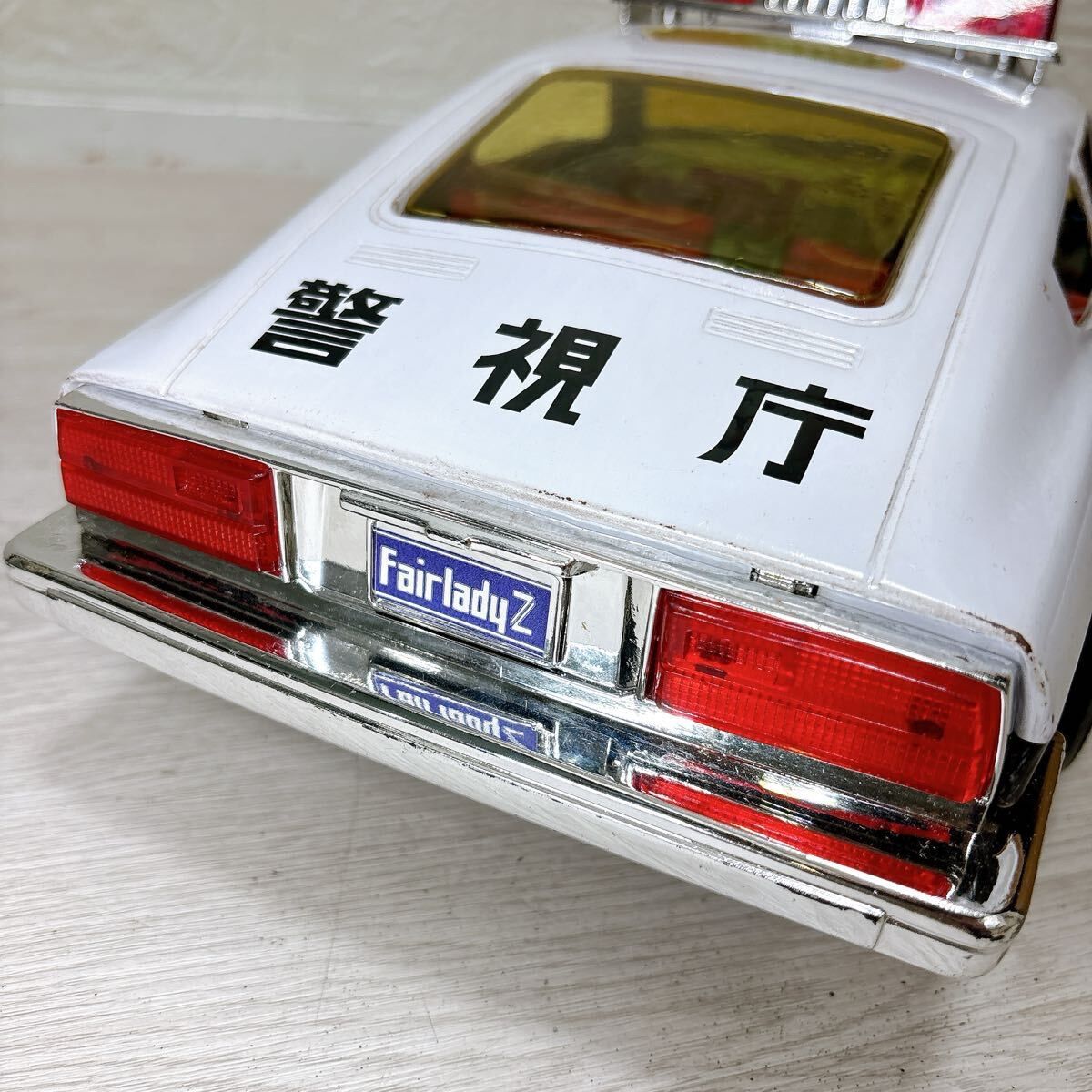 イチコーのニッサン フェアレディZ パトロールカー ブリキ レトロ S130 イチコーのニッサン フェアレディZ パトロールカー ブリキ レトロ S130