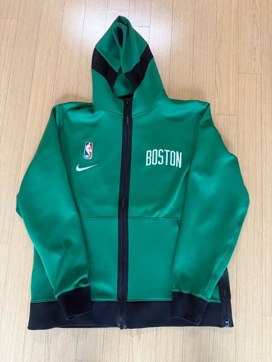 ナイキ NBA 쇼타임 サーマフレックス フード