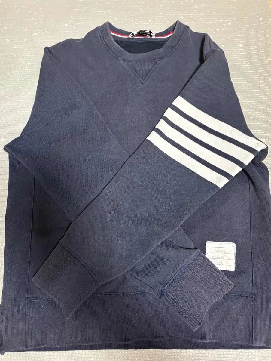 2 サイズ トム ブラウン 四本サイドライン ネイビー