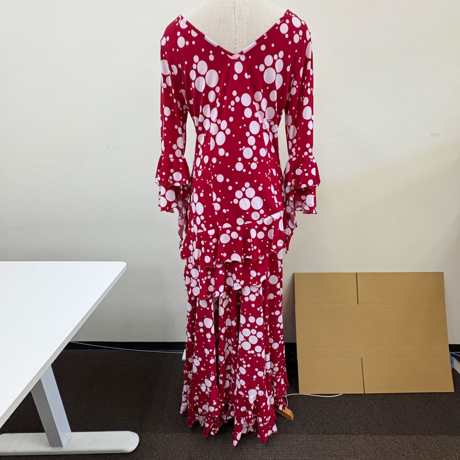 アトリエaiai フラメンコ衣装 セットアップ ツーピース スカート ファルダ 赤 ドット 裾フリル 七分袖