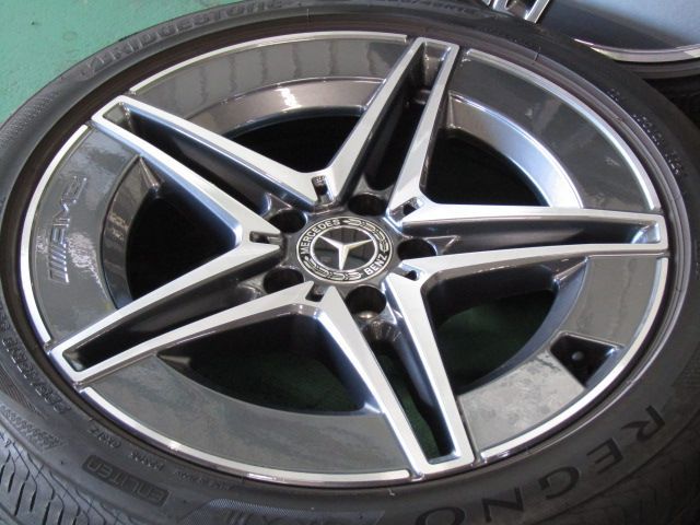  キズ無しで超溝あり メルセデスベンツ W 206 Cクラス AMG 5スポーク 18インチ タイヤ ホイールセット