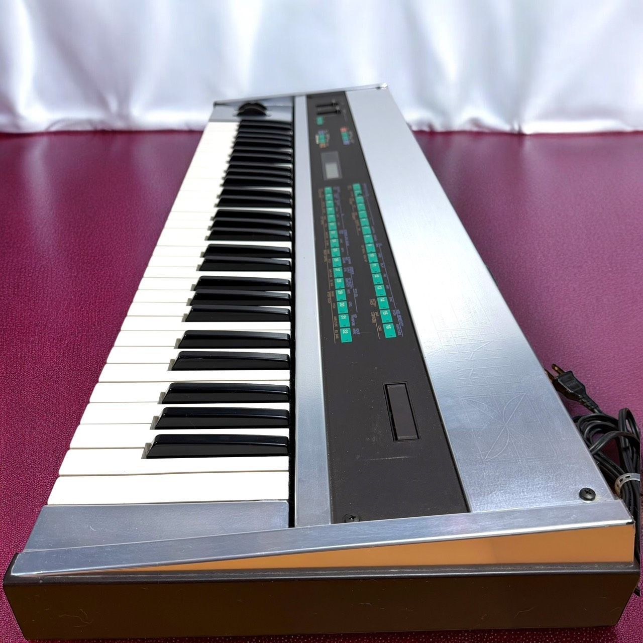 ☆送料無料 良品 YAMAHA ヤマハ DX7 デジタル シンセサイザー VOICE