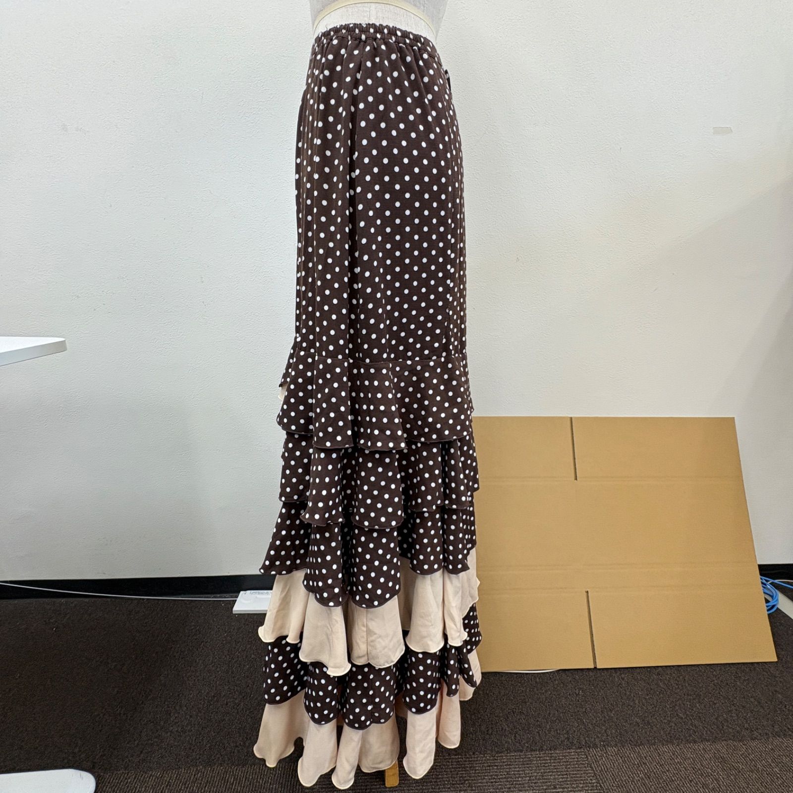 フラメンコ衣装　ツーピース　ノースリーブ フラメンコ衣装 セットアップ ツーピース スカート ファルダ フリル