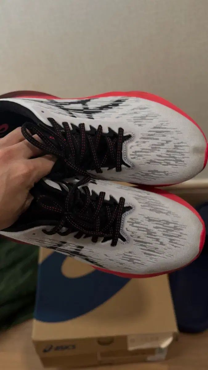 アシックス ノヴァブラスト3 ワイド ランニングシューズ 265