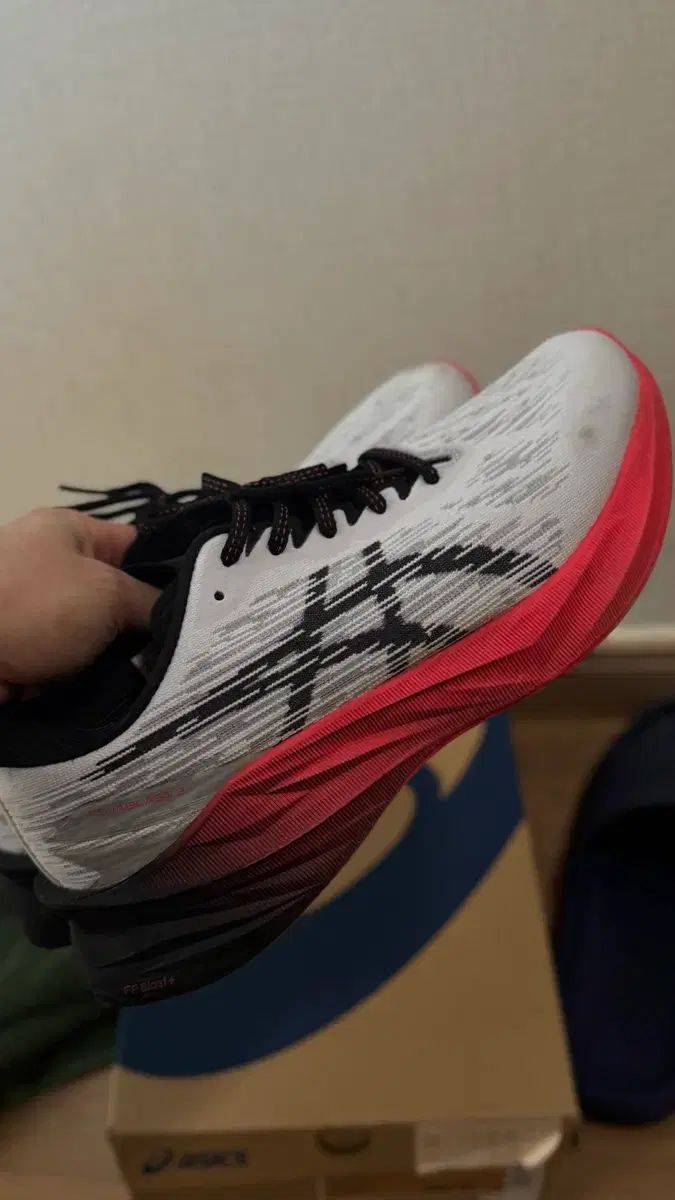 アシックス ノヴァブラスト3 ワイド ランニングシューズ 265