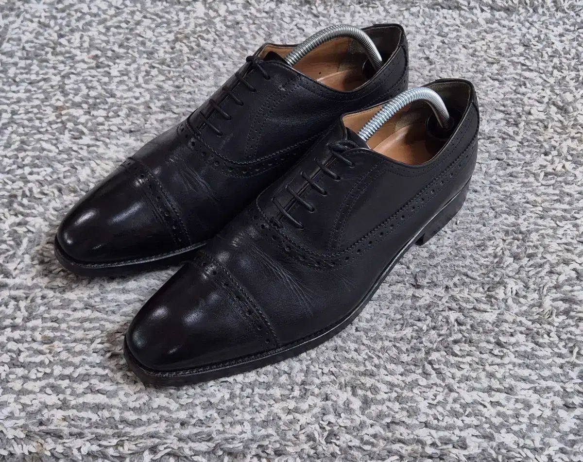 クムガン ヘリテージリーガル ストレートチップ 265