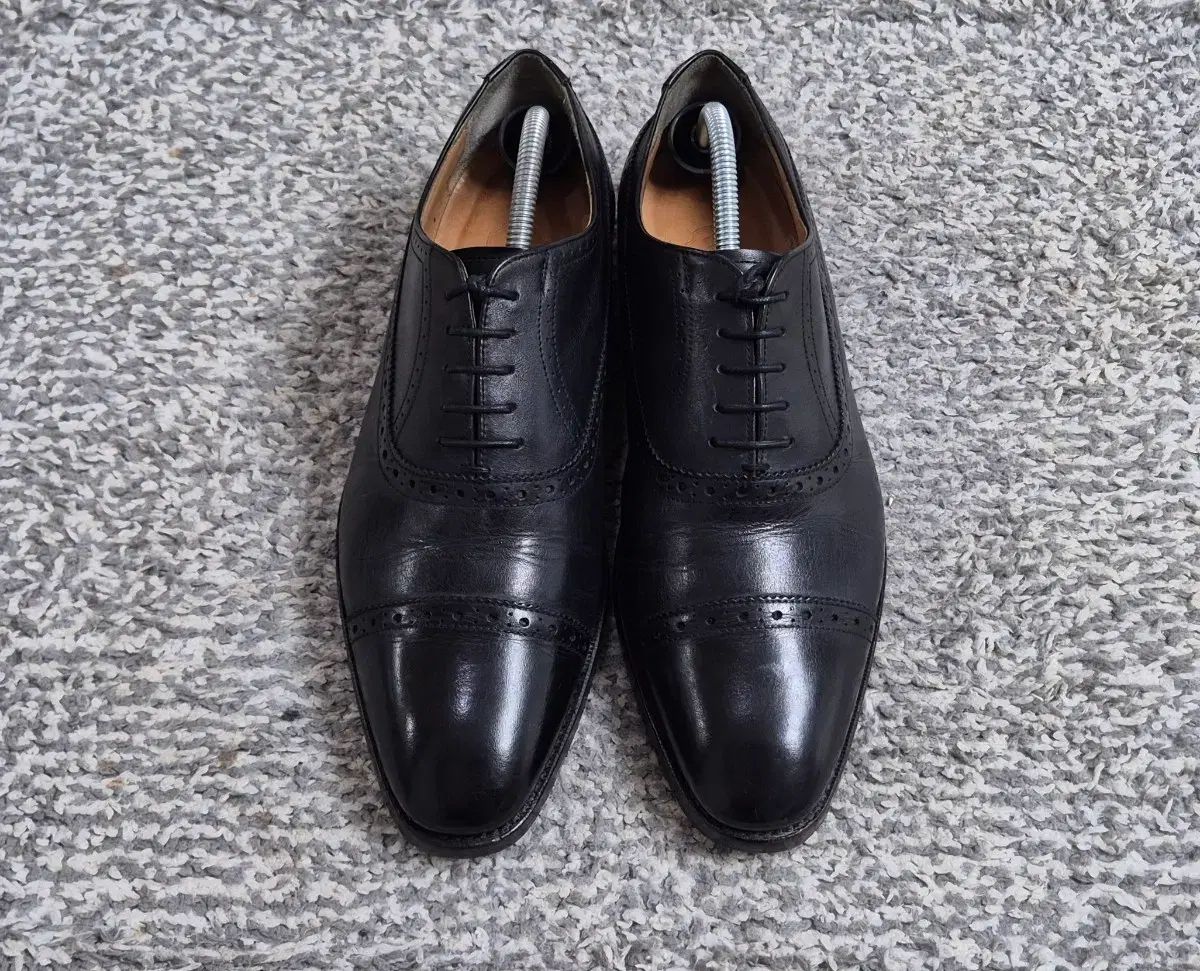 クムガン ヘリテージリーガル ストレートチップ 265