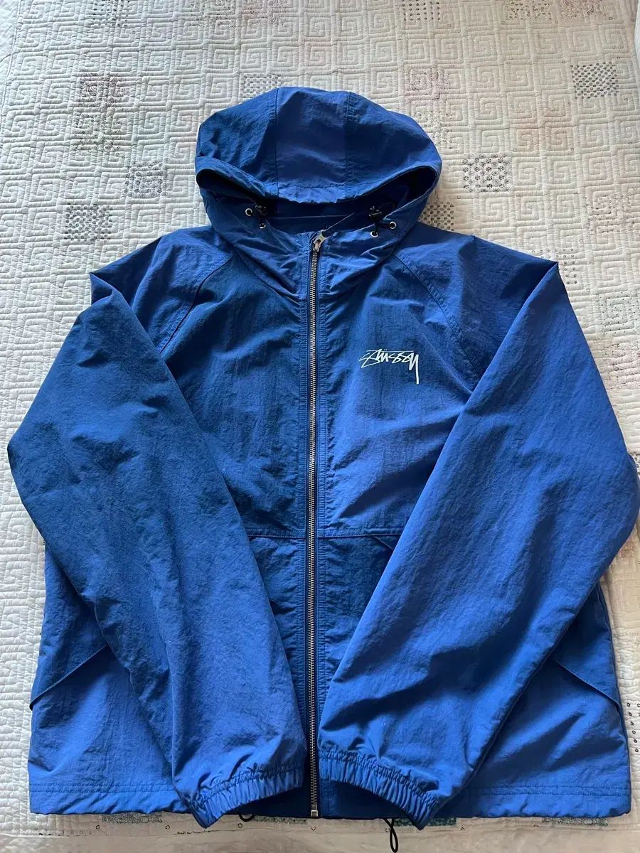 STUSSY ステューシー ビーチシェル ウルトラ マリン ウィンドブレーカー Mサイズ