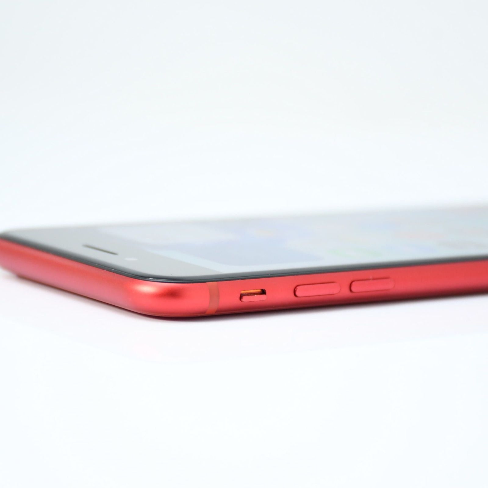 純正バッテリー最大容量84％】SIMフリー iPhone SE 第2世代 64GB