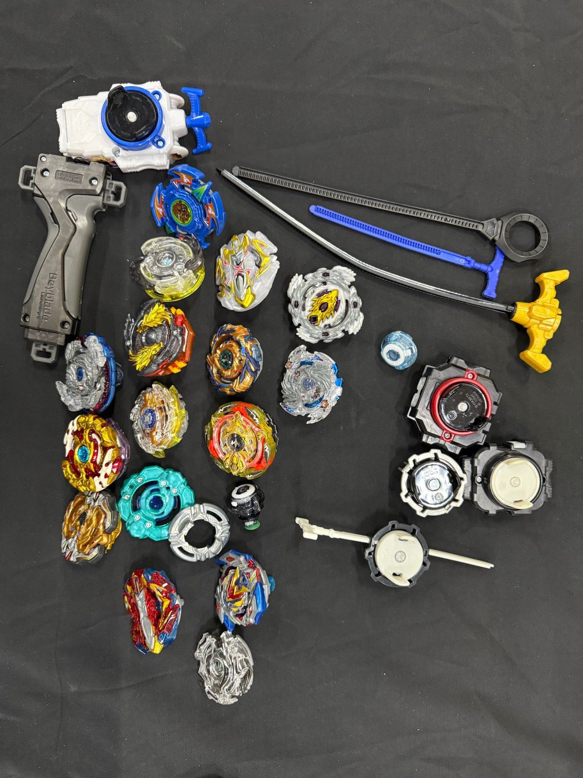 OneMall provides Mercari products: ベイブレードまとめ売り