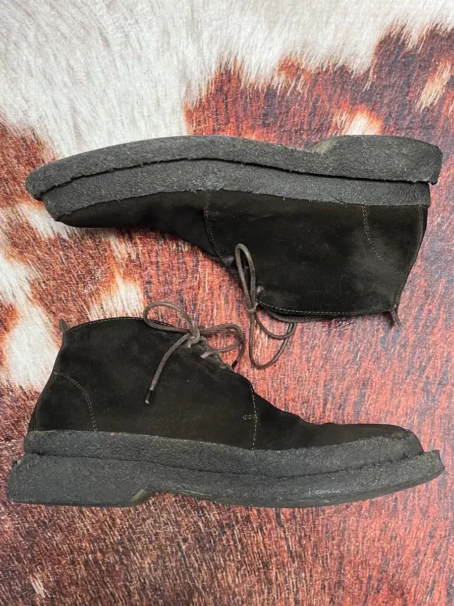 42 ヴィンテージ エンポリオアルマーニ ブラウン スウェード ブーツ