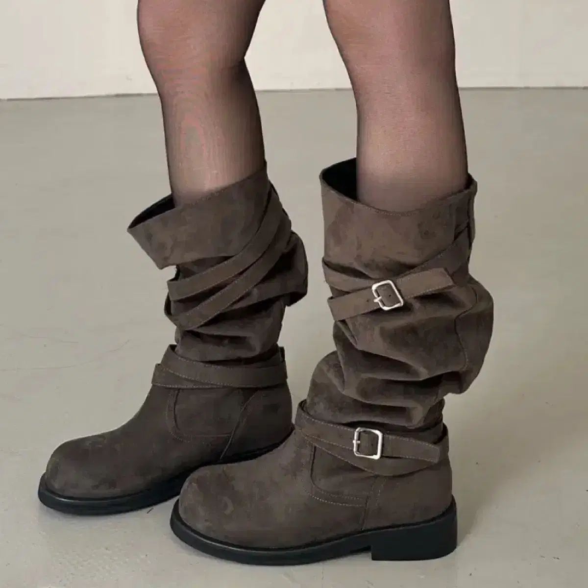 スウェード バックル ロング ブーツ ブラウン