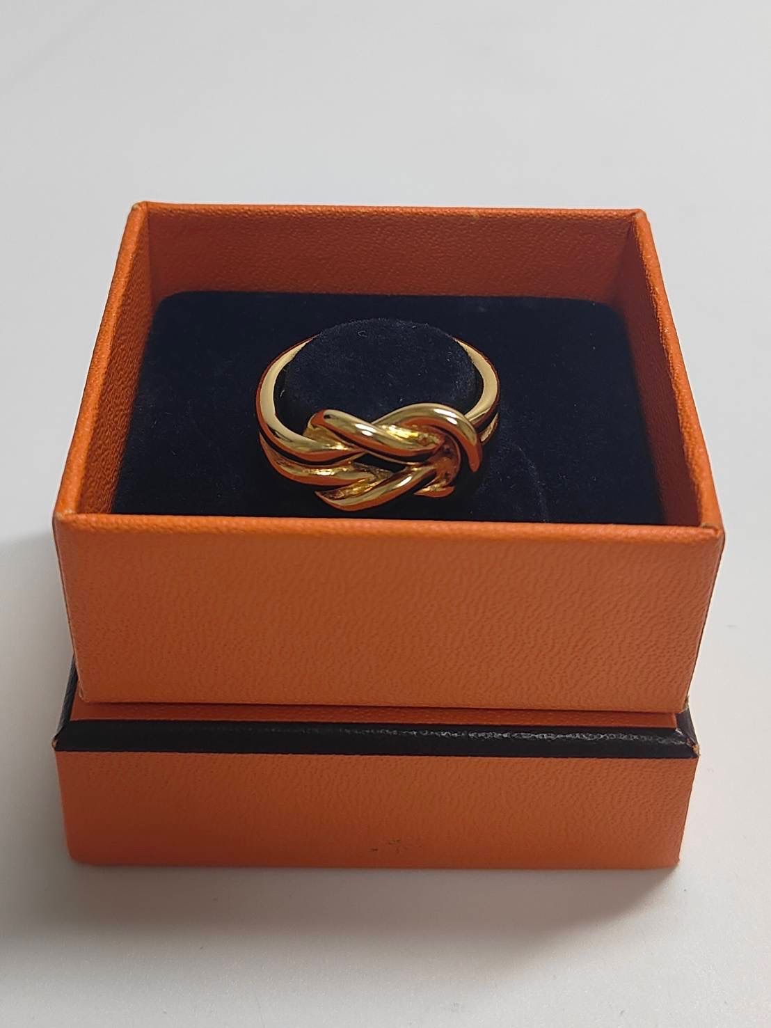 HERMES エルメス アタメ スカーフリング ゴールドカラー GP