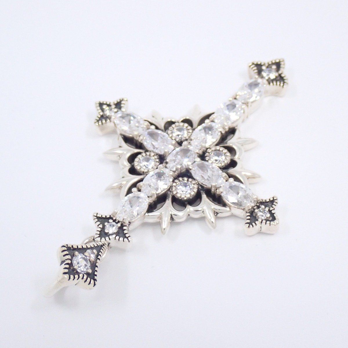 Justin Davis ST.POPE JOHN ペンダント【美品】 ST.POPE JOHN ペンダント | ジャスティン デイビス（JUSTIN DAVIS