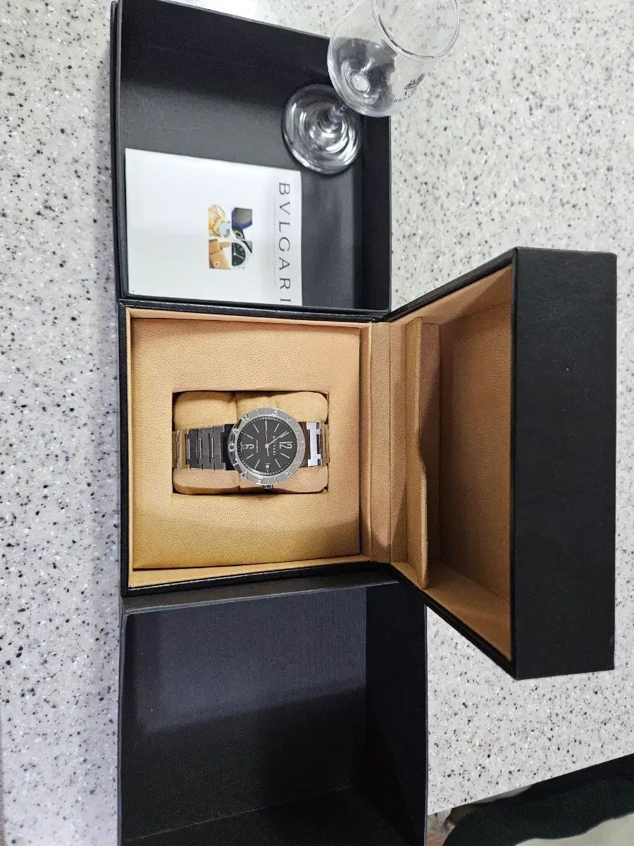 ブルガリ メンズ bb 38 スチールウォッチ