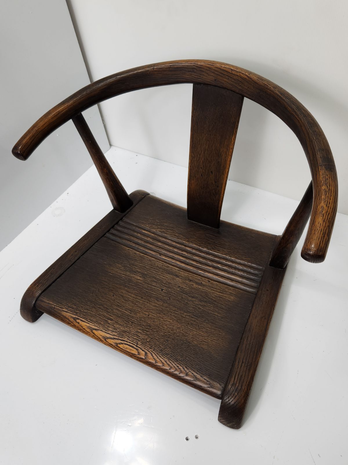 美品　飛騨産業　JAPAN PROVINCIAL 座椅子　２脚セット　キツツキ 飛騨産業 JAPAN PROVINCIAL 座椅子 2脚セット キツツキ - メルカリ