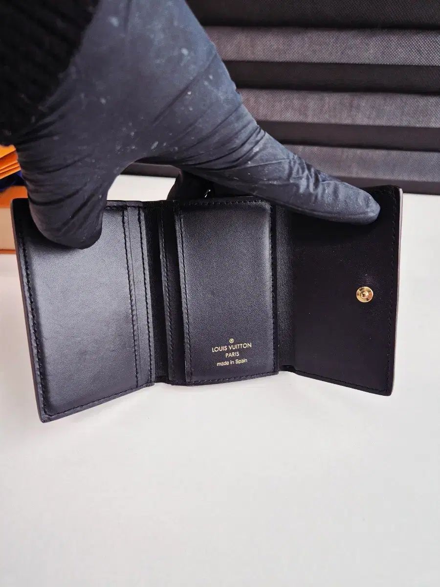 Vuitton マイクロ