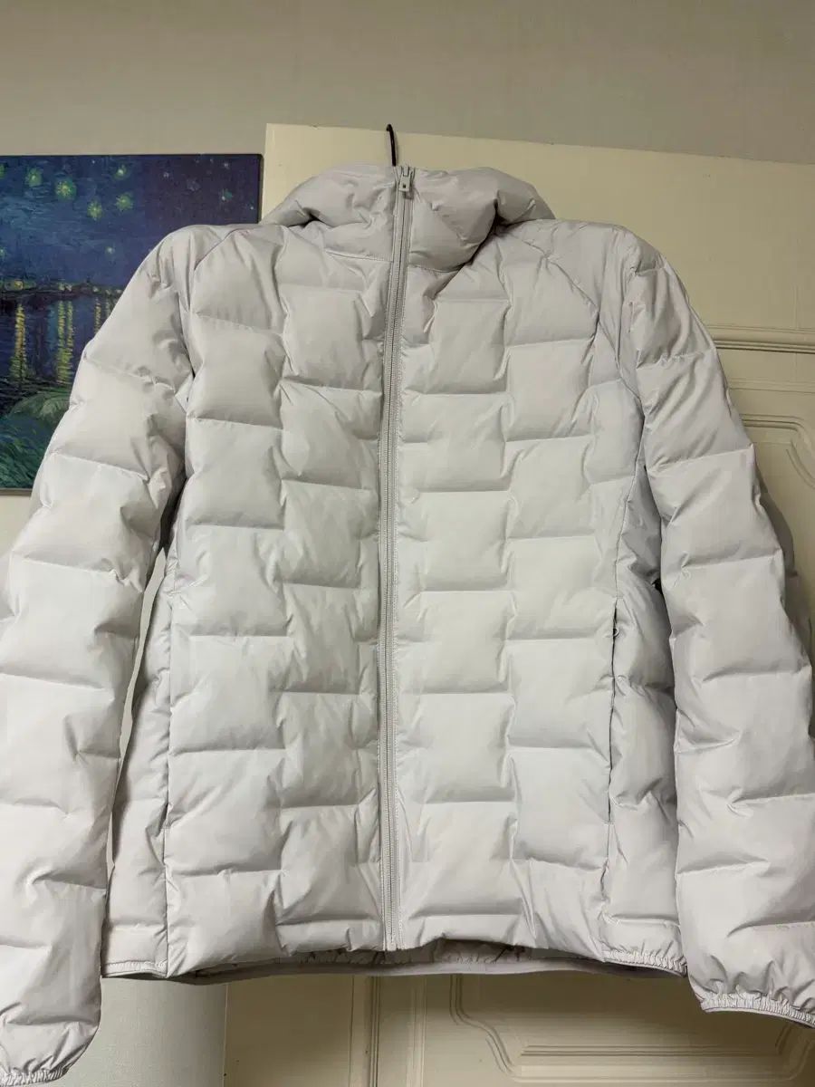 L UNIQLO ユニクロ パフテック 軽量ダウン オフホワイト