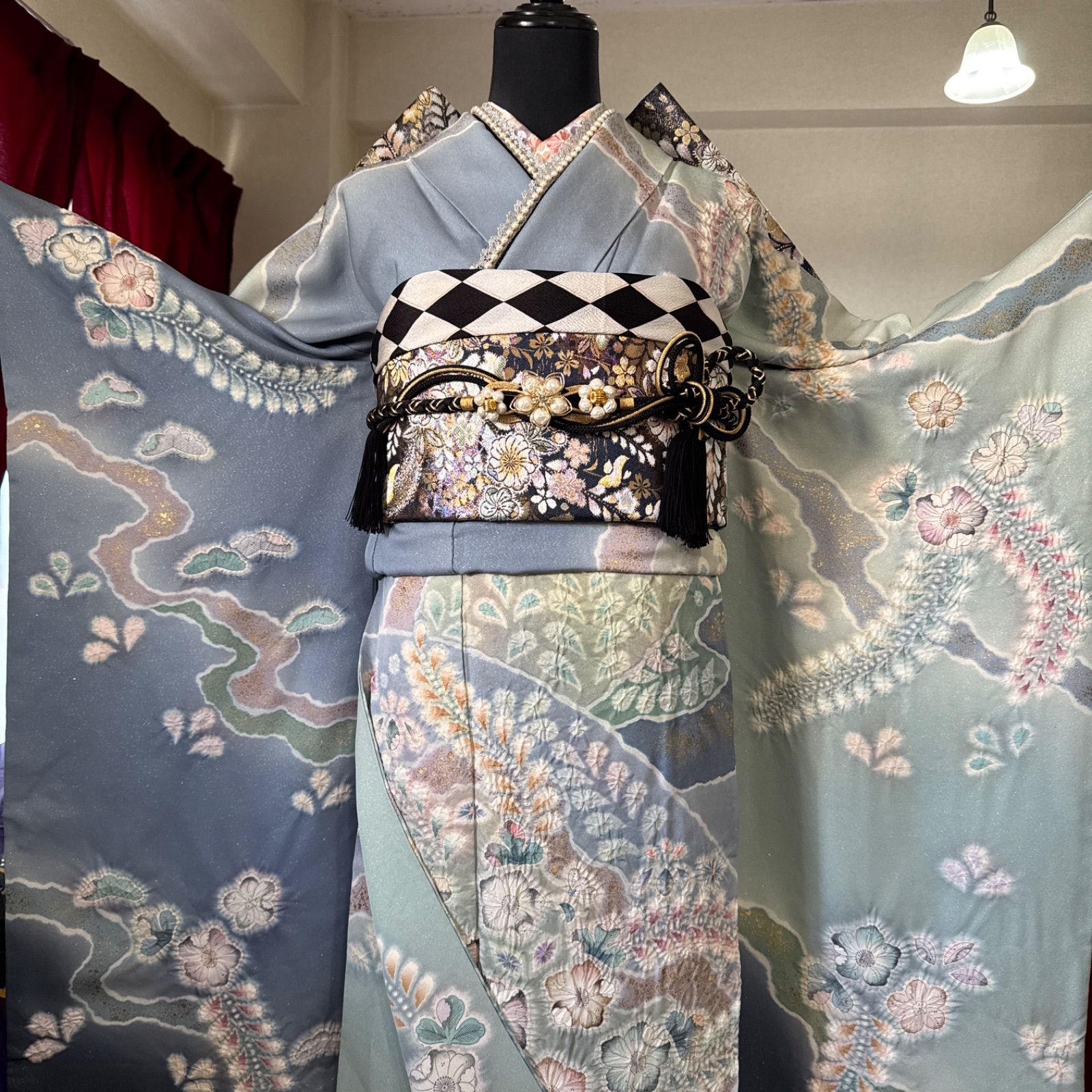 振袖フルセット(7点)・本絞り・総絞り・花模様・金彩加工・逸品 極上 辻が花 振袖・フルセット(7点) 手絞り・金彩・翠山工房・落款有