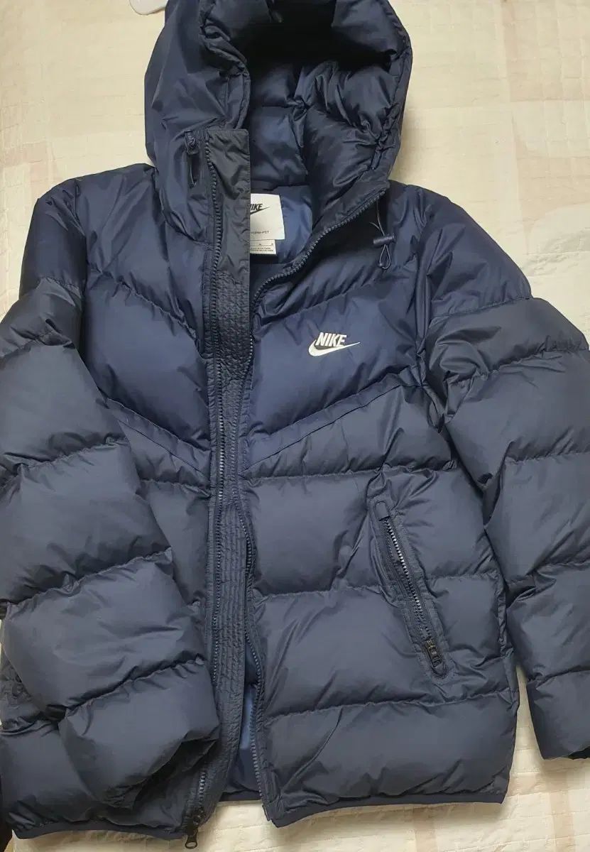 NIKE NSW ヘリテイジ フード ダウン ネイビー STORM-FIT