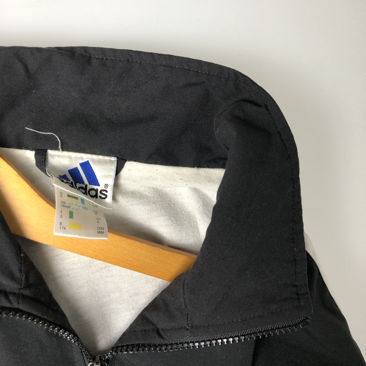 古着 90年代 アディダス adidas ウインドブレーカー メンズM相当