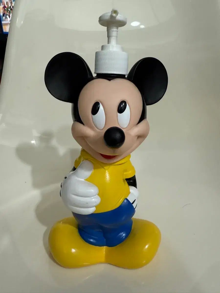 ミッキーマウス ヴィンテージ ポンプ丸のまま ミッキーマウス