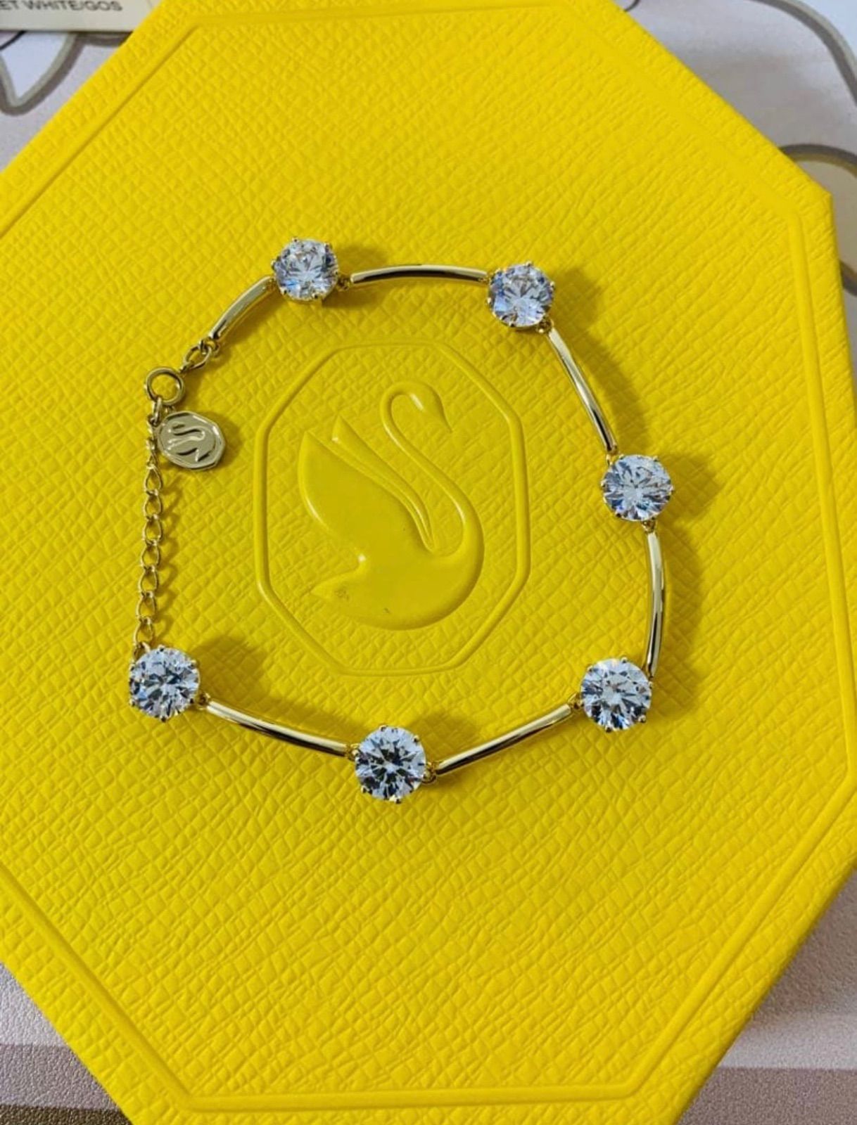 ほぼ新品 スワロフスキー Swarovski Constella ブレスレット 【公式通販】