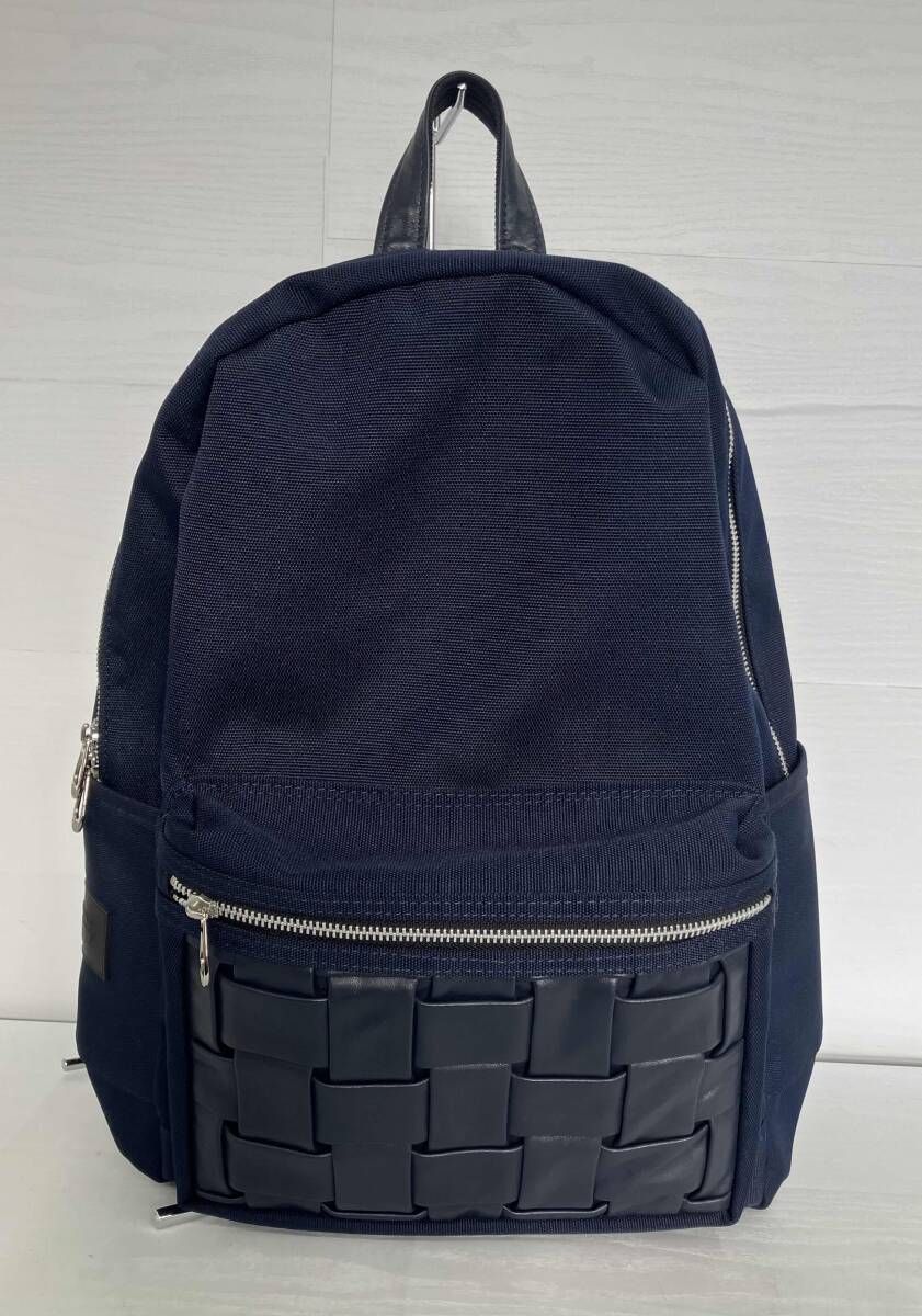 キャリーネスト 0バックネスト リュック ネイビー