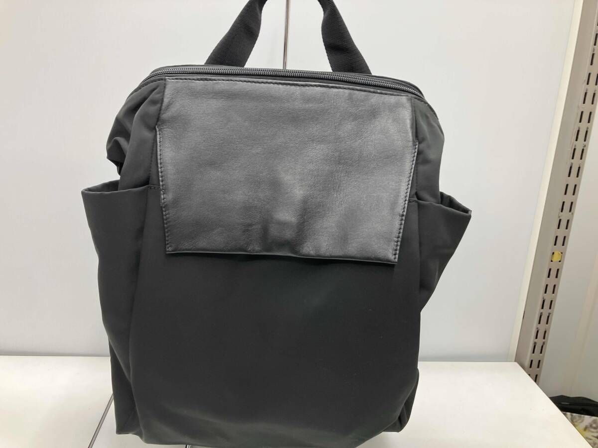 ear PAPILLONNER イアパピヨネ リュック ブラック 2026福袋 公式 外