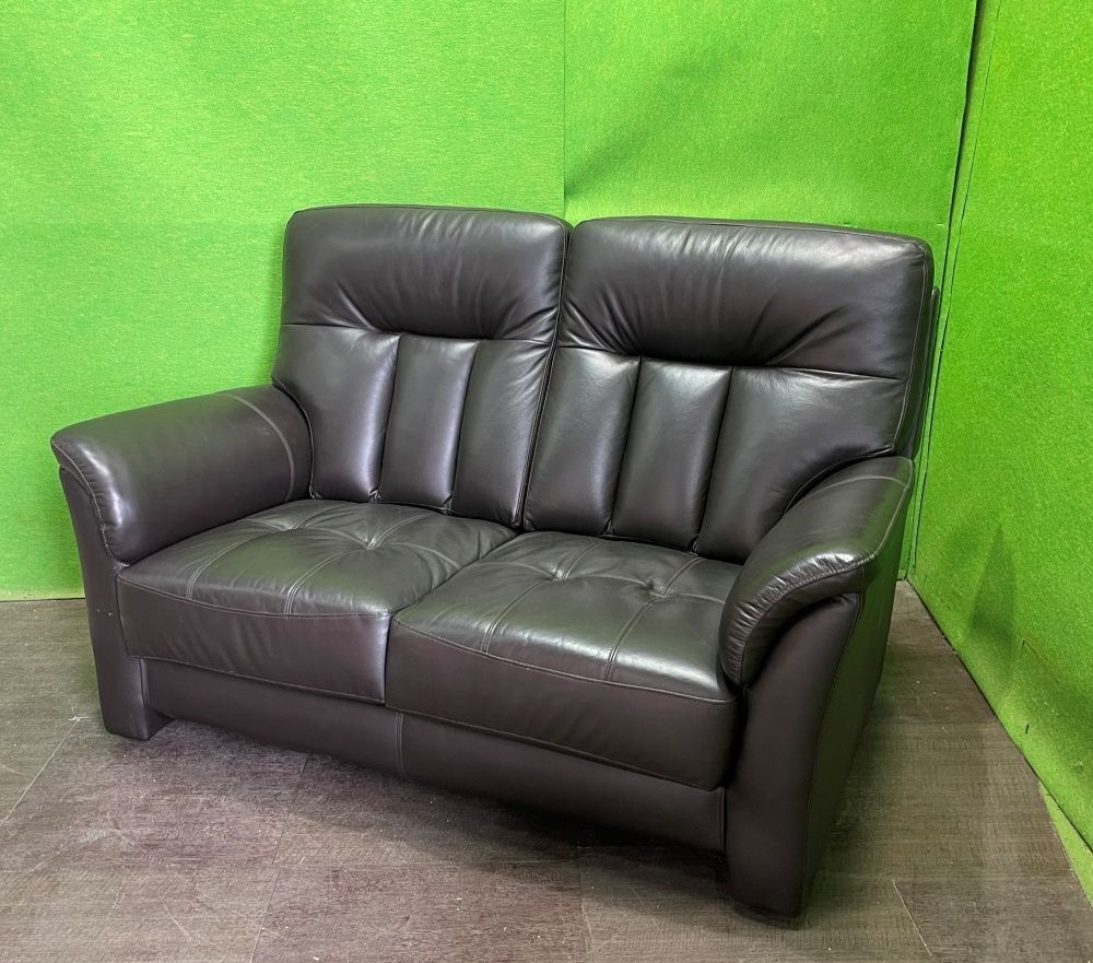 ダークブラウン色 2人掛けハイバックソファー 家財便発送 来店引き取り大 A 1012