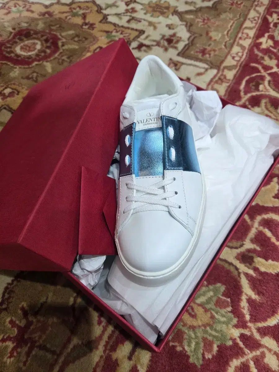 ヴァレンティノ hedn スニーカー 38