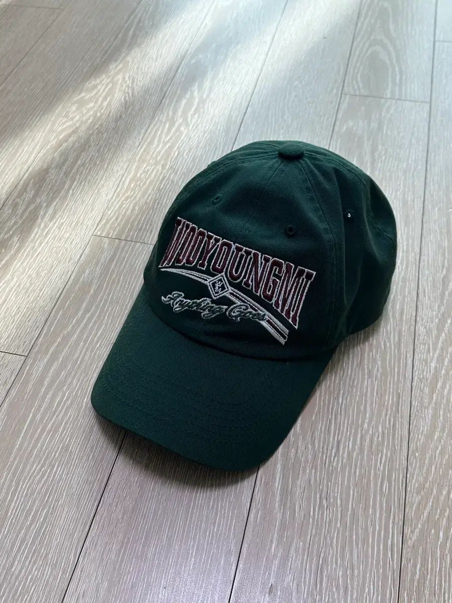 WOOYOUNGMI ウーヨンミ ロゴグラフィック ベースボールキャップ