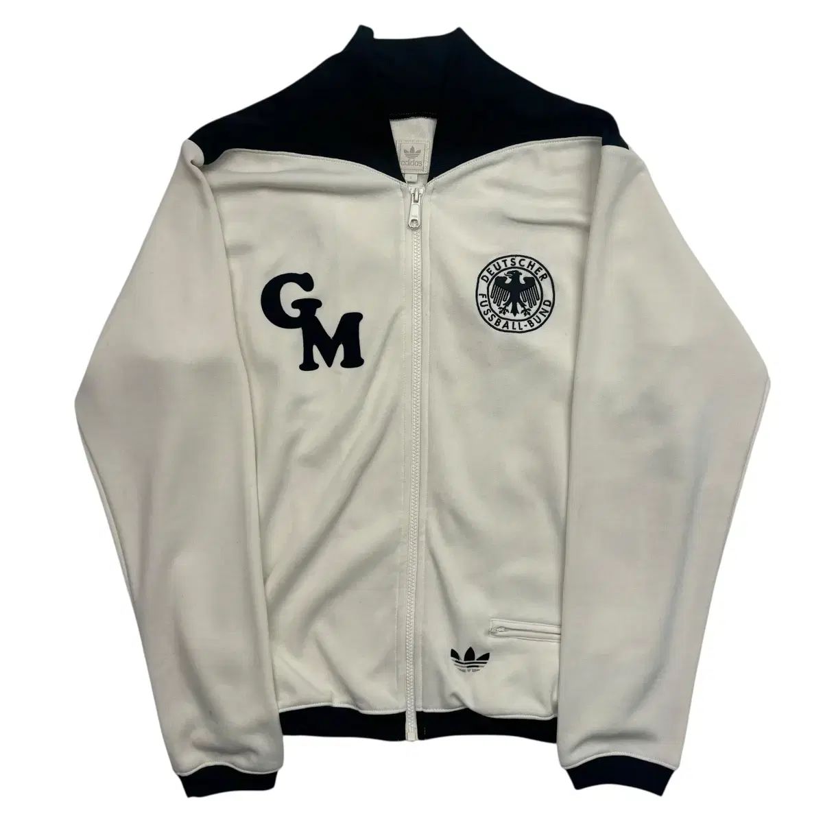 アディダス ドイツ ゲルト・ミュラー 白 トラックジャージ S - メルカリ