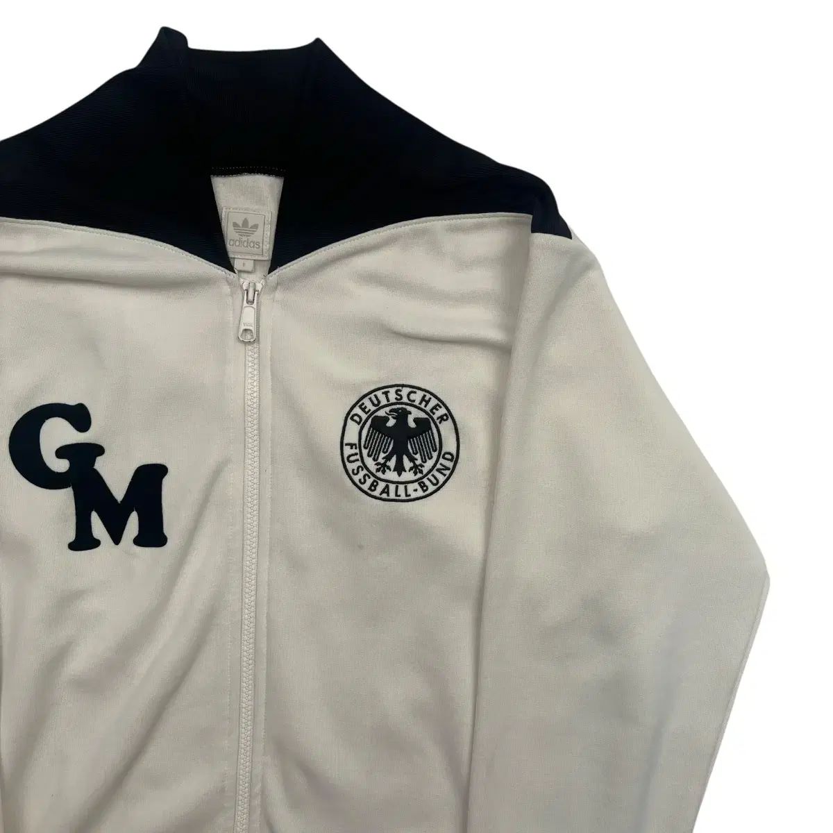 【年末セール】adidas　トラックジャケット　ドイツ代表　ゲルトミュラー　XL 美品】adidas ゲルト・ミュラー DER BOMBER トラックジャケット - メルカリ