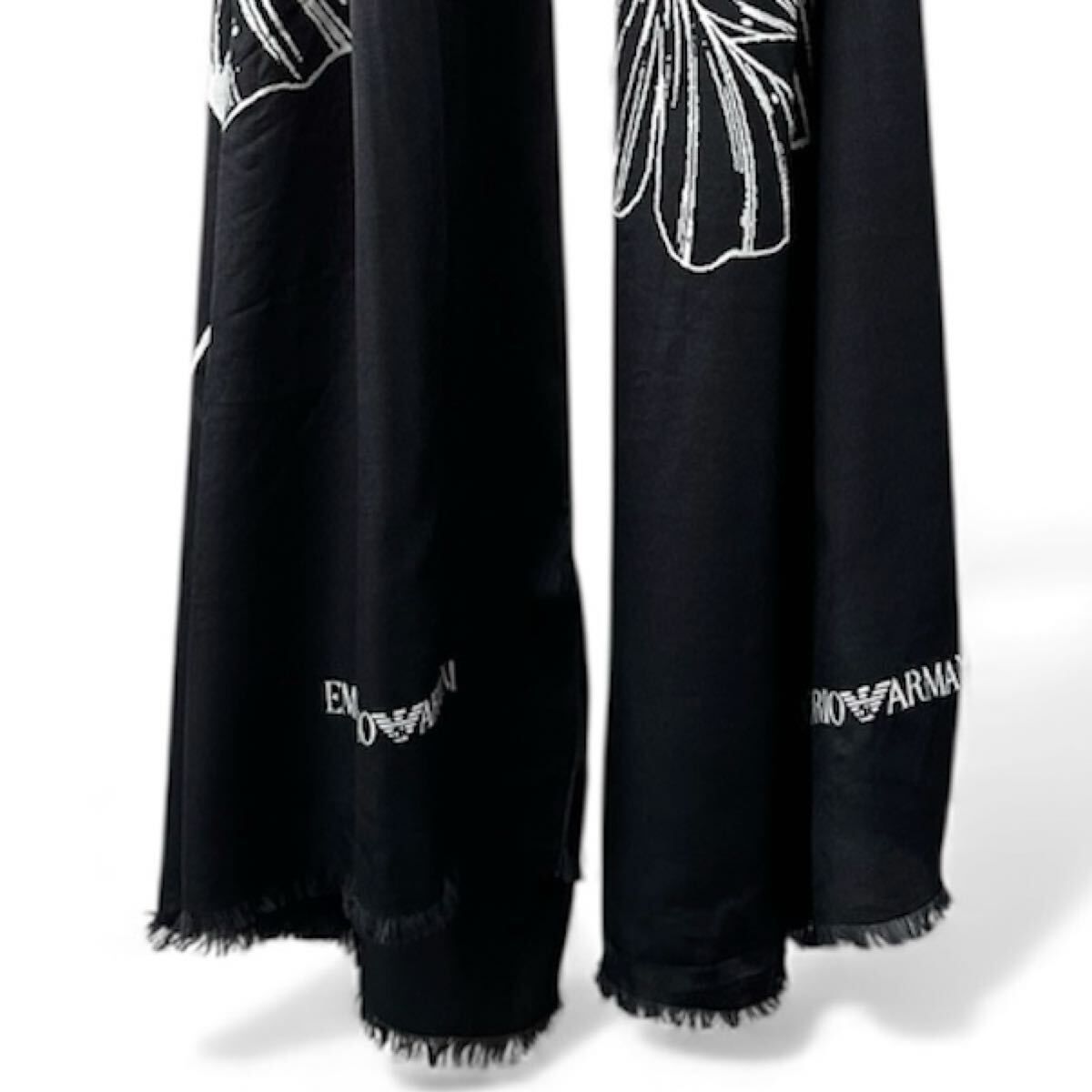 エンポリオ・アルマーニ　【大判シルクスカーフ】 美品 EMPORIO ARMANI エンポリオアルマーニ シルク100％ 大判 スカーフ