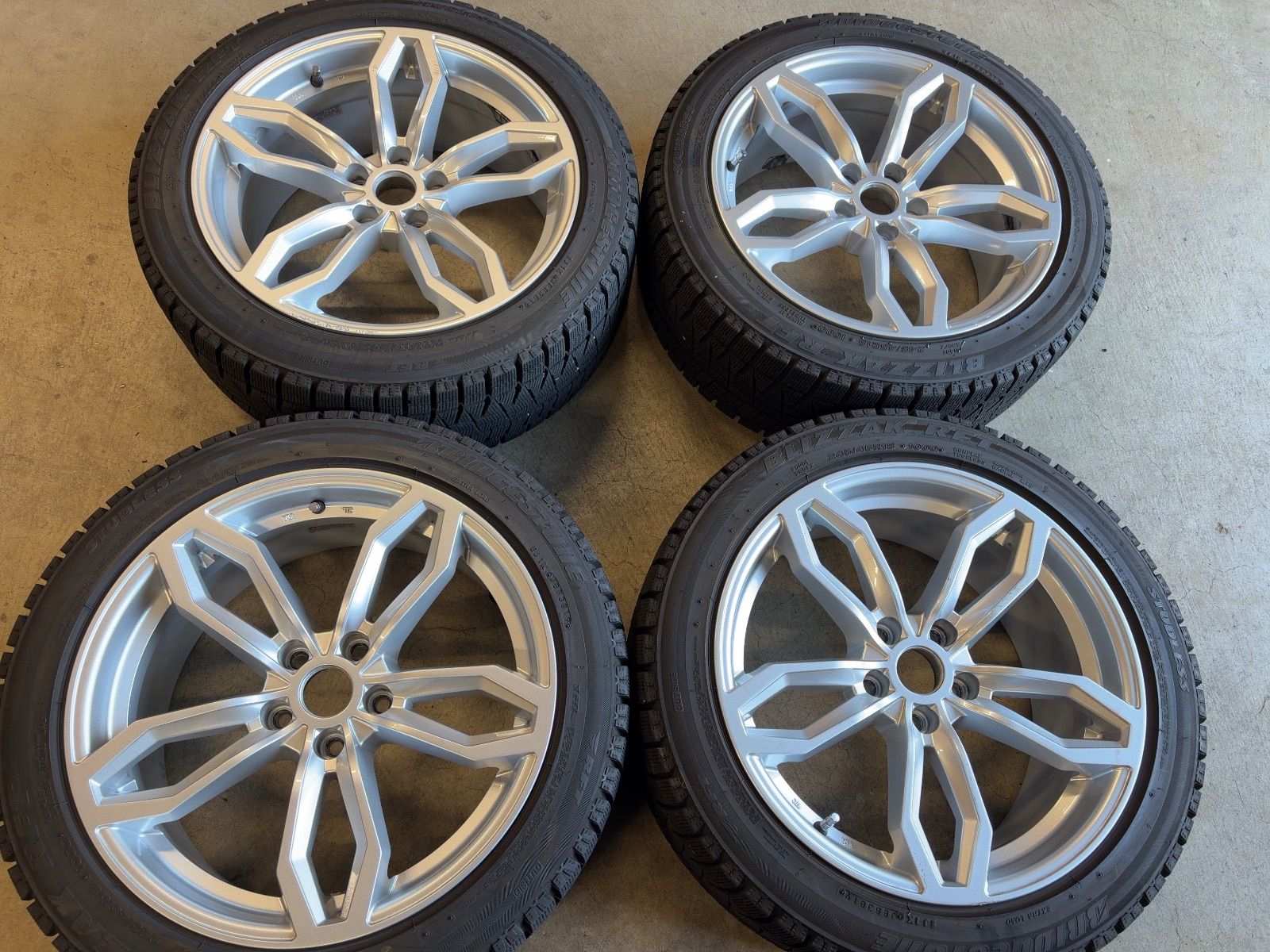 BMW G 30 31 26 BS ブリザック ランフラット バリ山 18インチ 4本セット