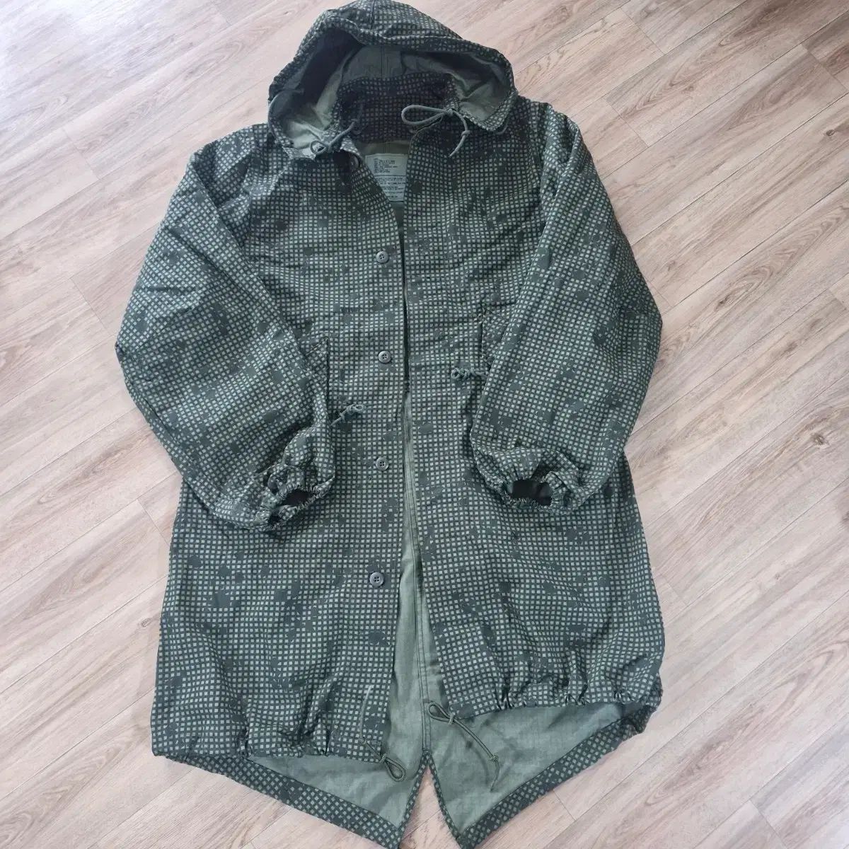 ミリタリーマウンテンパーカー NIGHT カモフラージュパーカ