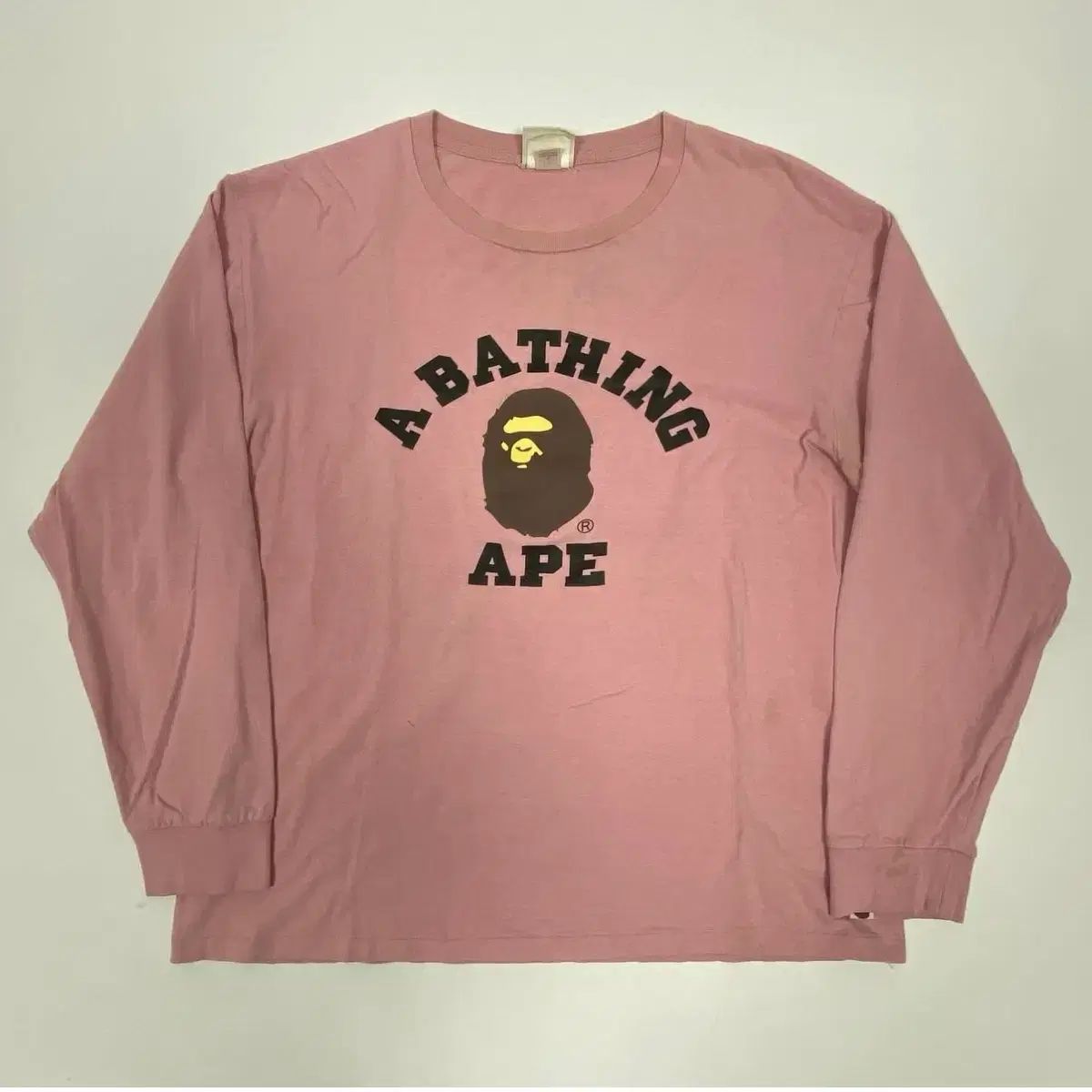 アベイシングエイプ ピンク ロングスリーブ