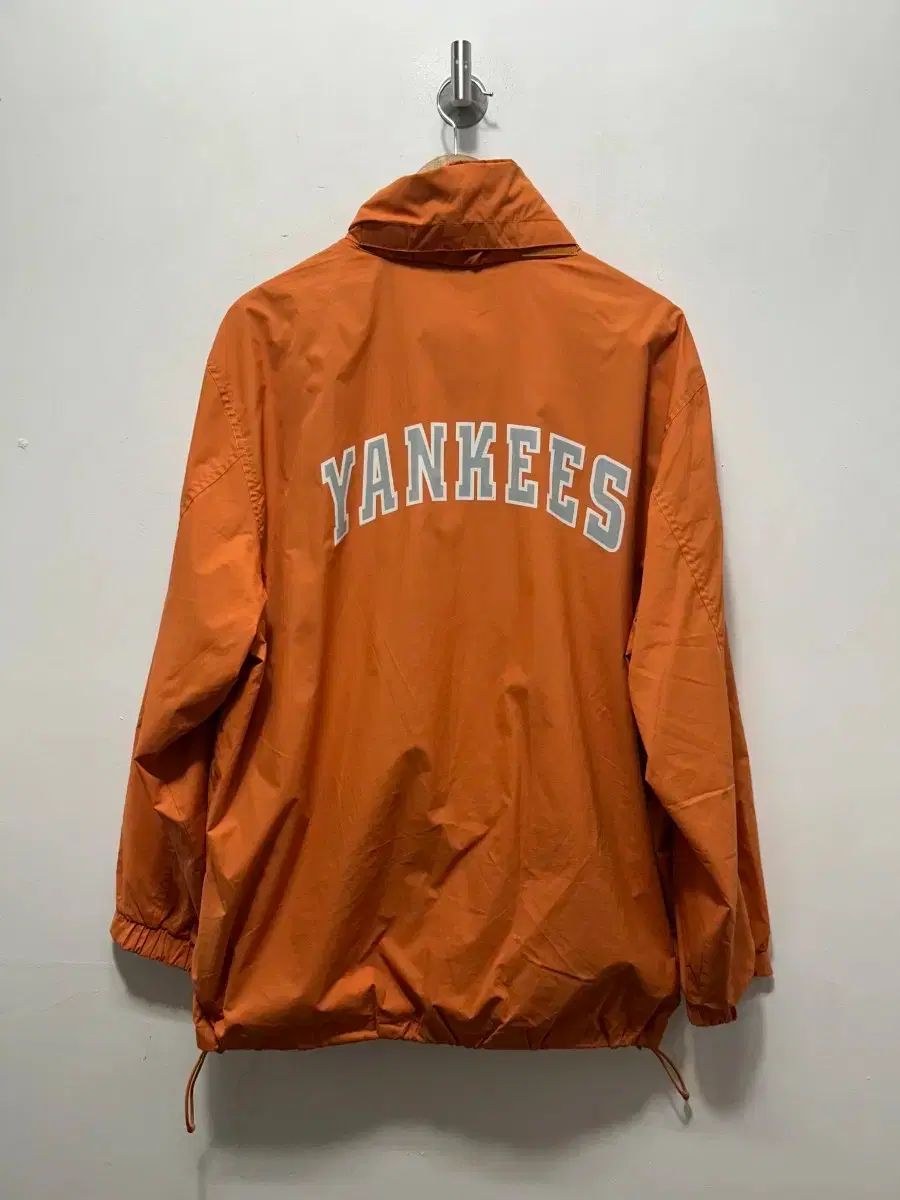100 MLB NEW YORK・YANKS ORANGE ウィンドブレーカー wws