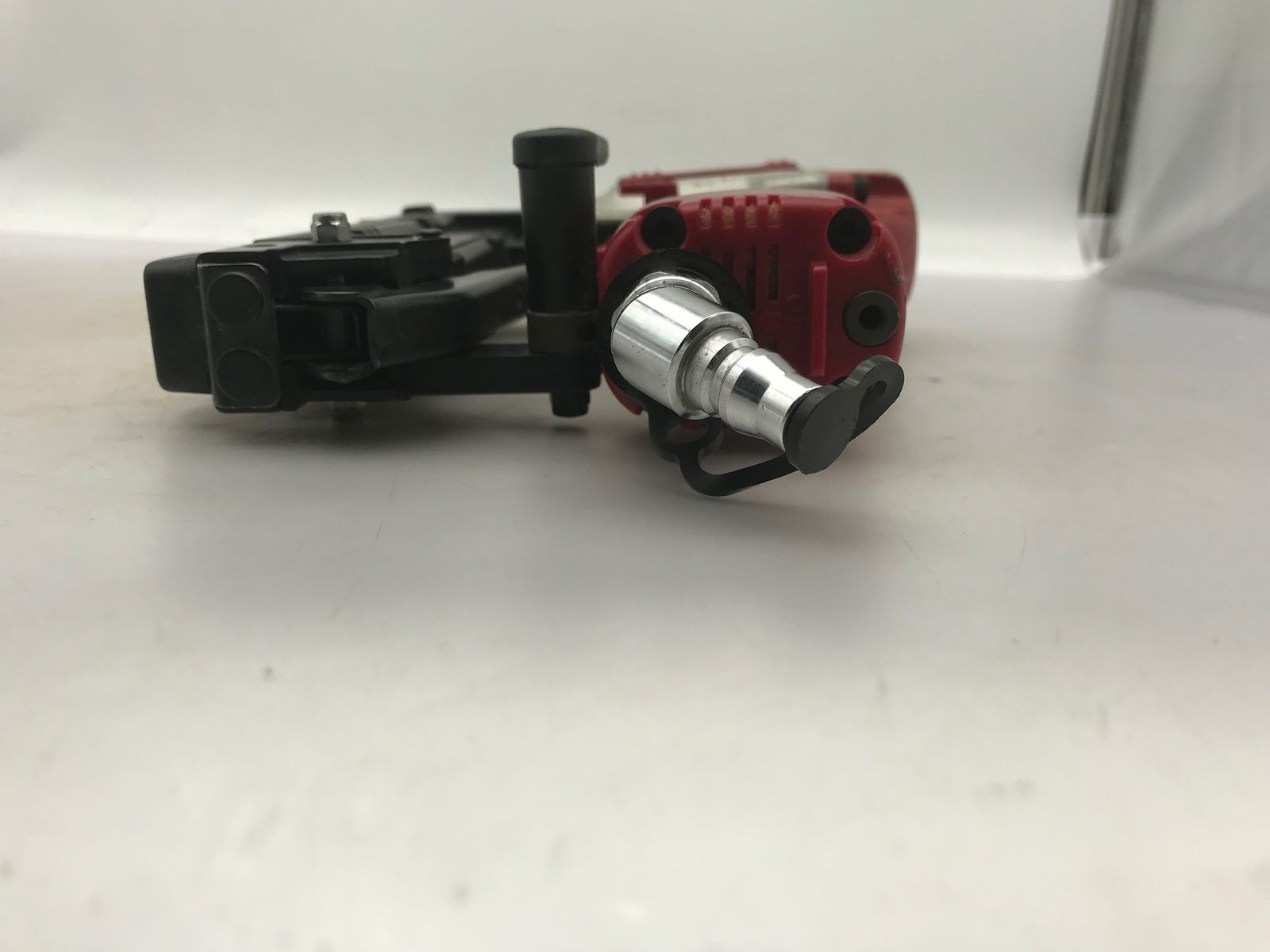 中古品】MAX/マックス TA-225/1025J ☆ ステープル用常圧エアネイラ