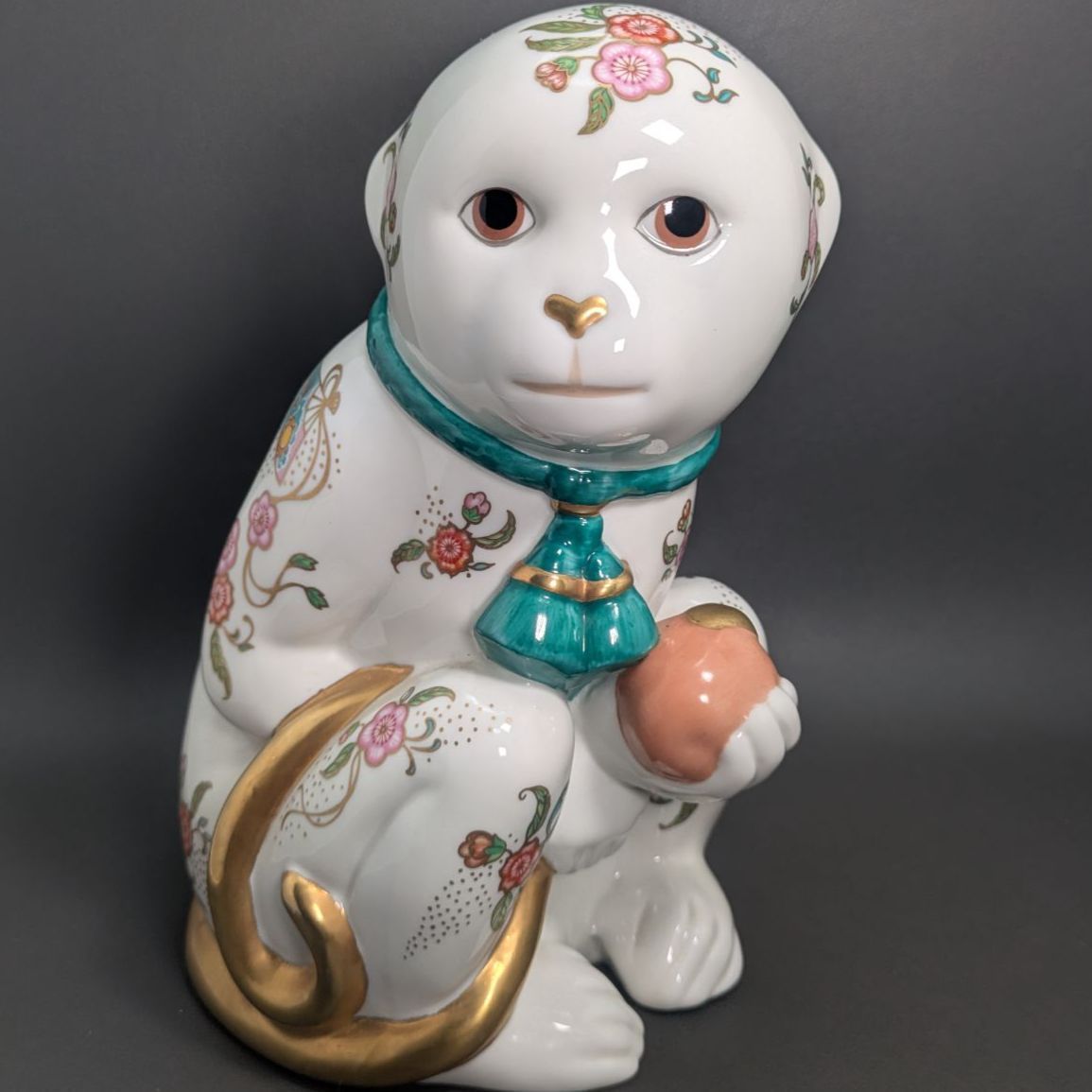 フランクリンミント ハンドペイント フィギュリン 猫 置物 陶器 美品 日本製 日本製】縁起物 フランクリンミント 犬 置物 薩摩焼 花柄 陶器人形