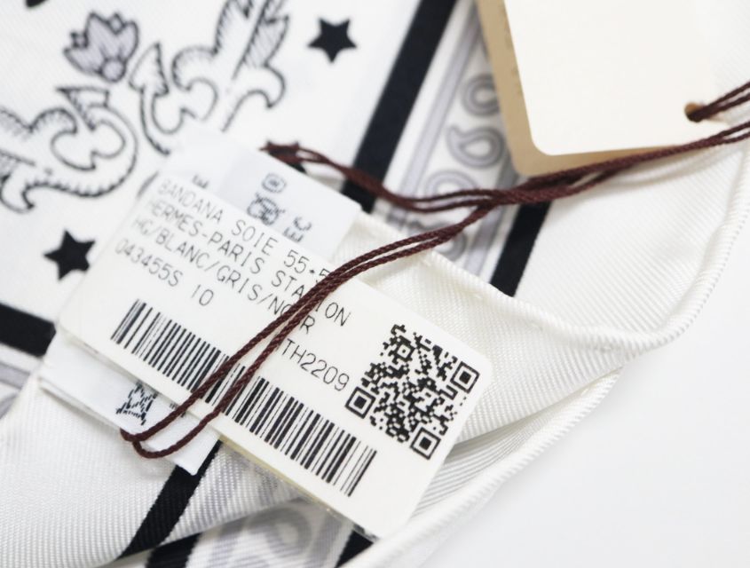  エルメス HERMES シルク バンダナ カレ55 パリ ステーション 10 ノワール ブラック ホワイト ♥品 スカーフ 小物 バンダナ スカーフ 小物