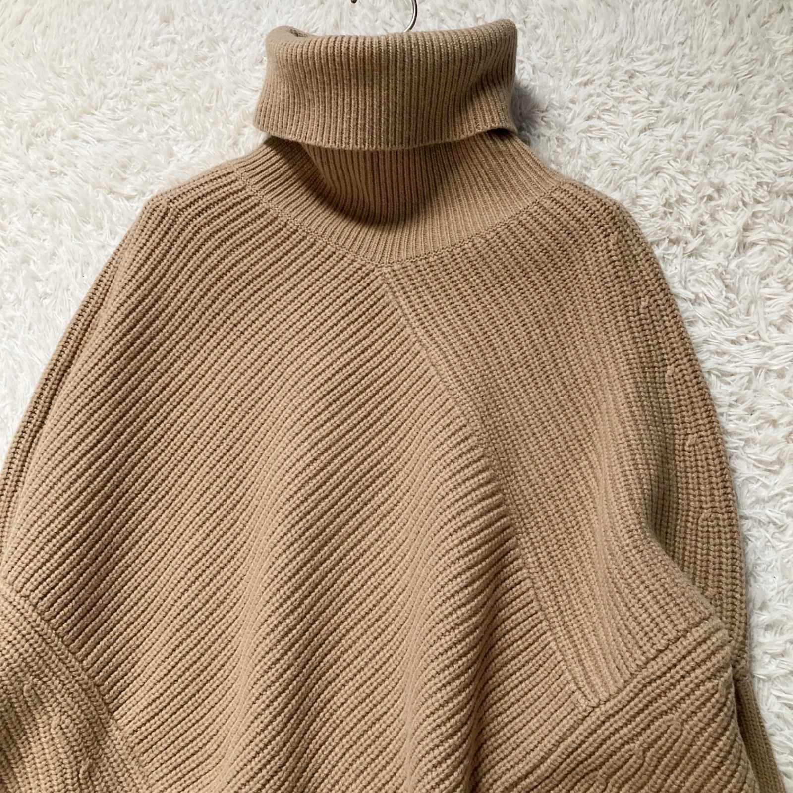美品 ドゥーズィエムクラス アパルトモン ワイドタートルネックニット ブラウン 美品 ドゥーズィエムクラス アパルトモン ワイドタートルネックニット