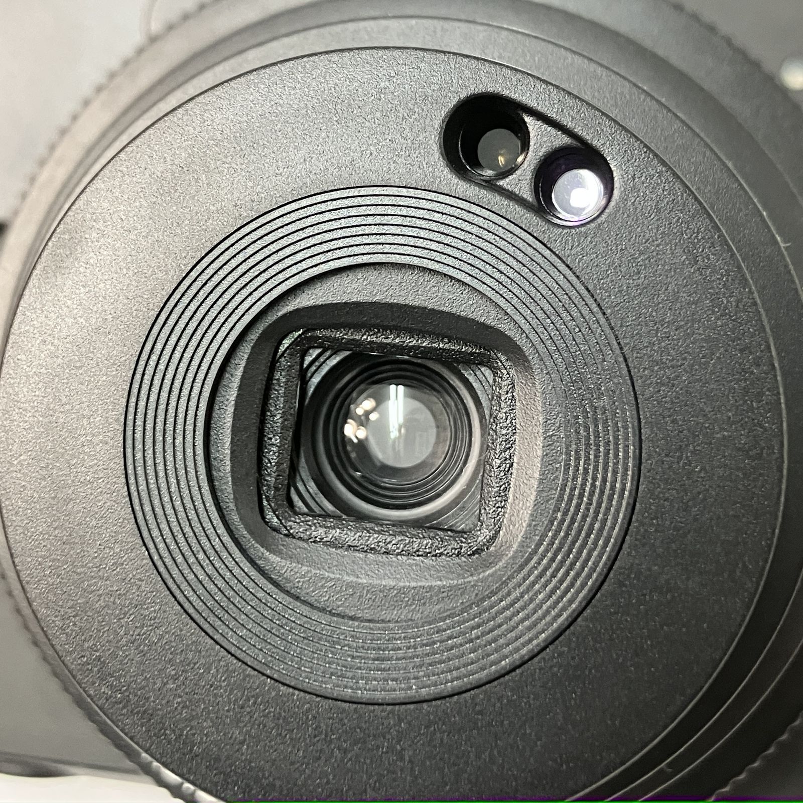  LEICA SOFORT 2754 ライカ ゾフォート インスタント フィルムカメラ フィルム付属 コンパクトカメラ(フィルム) フィルムカメラ